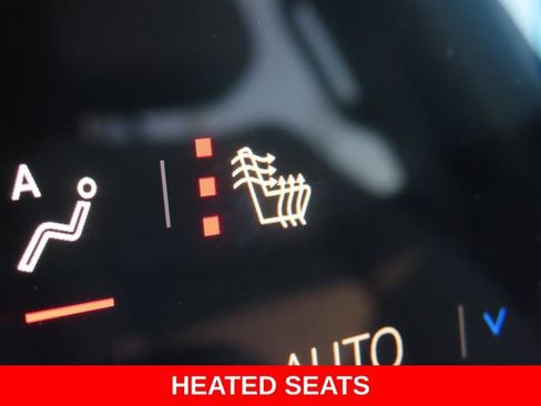 Used 2025 GMC Yukon Elevation AWD/4WD image 4