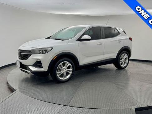 Used 2023 Buick Encore GX Preferred FWD image 2