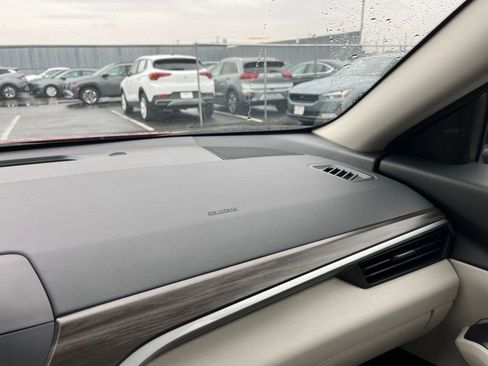 Used 2025 Nissan Altima 2.5 SV image 35