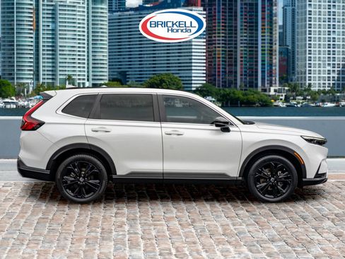 Certified 2023 Honda CR-V Sport Touring image 4
