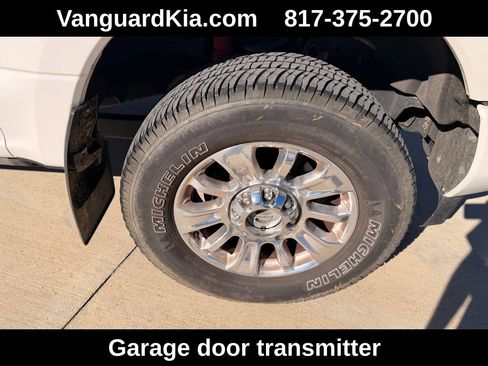 Used 2017 Ford F250 Platinum w/ FX4 Off-Road Package image 11