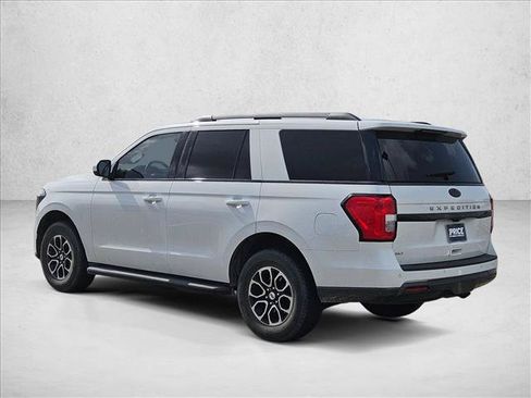 Used 2023 Ford Expedition XLT RWD image 6