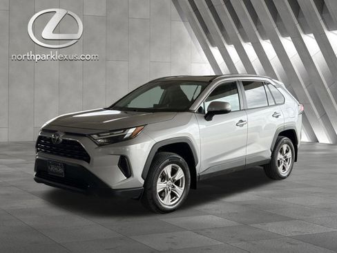 Used 2023 Toyota RAV4 XLE w/ Convenience Package AWD/4WD image 3
