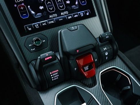 Used 2024 Lamborghini Urus S AWD/4WD image 42