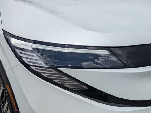 New 2026 Nissan Leaf SV+ w/ Floor Mat Package (SV+) FWD image 10
