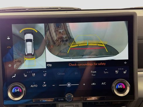 Used 2025 Lexus GX 550 w/ Cold Area Package image 18