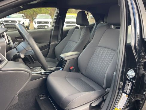 Used 2022 Toyota Corolla SE image 19