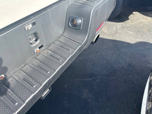 Used 2025 Honda Ridgeline Sport image 29
