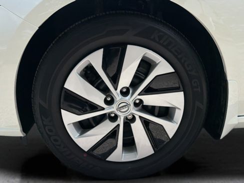 Certified 2025 Nissan Altima 2.5 S FWD image 14