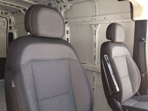 New 2026 RAM ProMaster 2500 w/ Convenience Group FWD image 32
