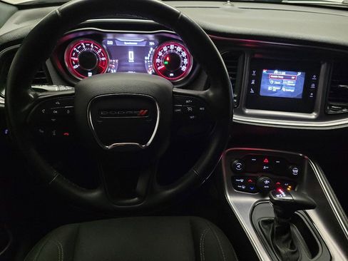 Used 2015 Dodge Challenger SXT RWD image 22