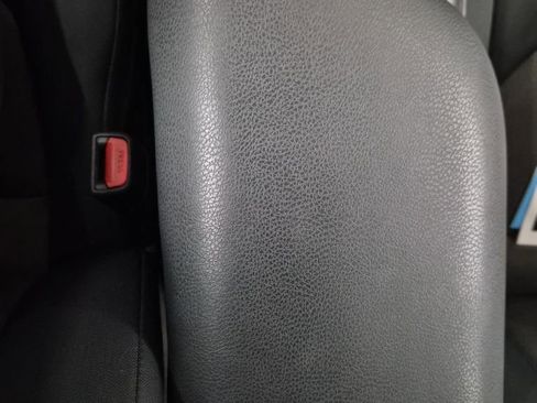 Used 2022 Toyota Camry LE image 29