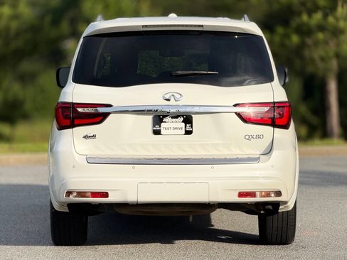 Used 2019 INFINITI QX80 Luxe w/ 22" Wheel Package RWD image 6