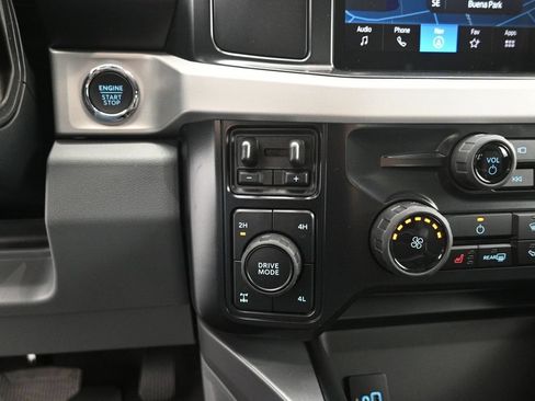 New 2026 Ford F250 XLT w/ XLT Premium Package AWD/4WD image 18