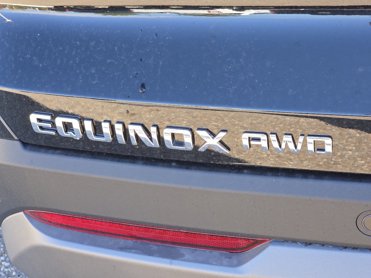 New 2027 Chevrolet Equinox LT w/ Convenience Package II AWD/4WD image 6