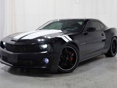 Used 2010 Chevrolet Camaro SS w/ RS Package image 1