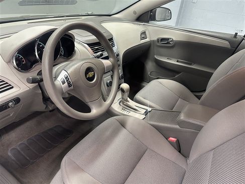 Used 2012 Chevrolet Malibu LS FWD image 2