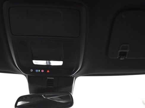 Used 2024 GMC Acadia Elevation AWD/4WD image 18