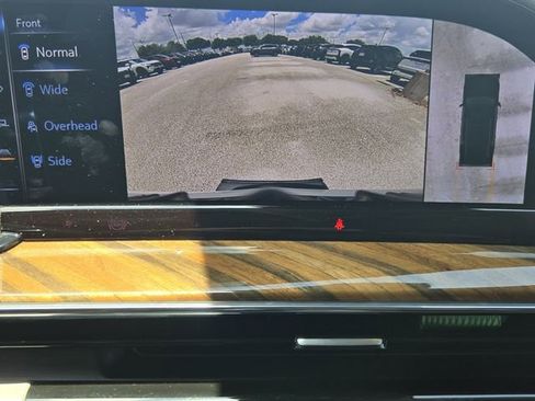 Used 2024 Cadillac Escalade ESV Sport Platinum AWD/4WD image 17
