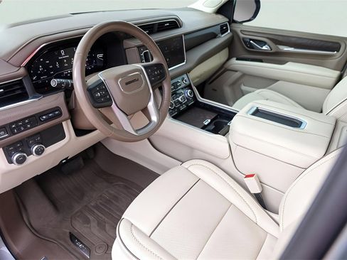 Used 2023 GMC Yukon XL Denali w/ LPO, Floor Liner Package image 13
