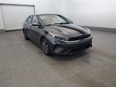 Used 2023 Kia Forte LXS FWD image 13