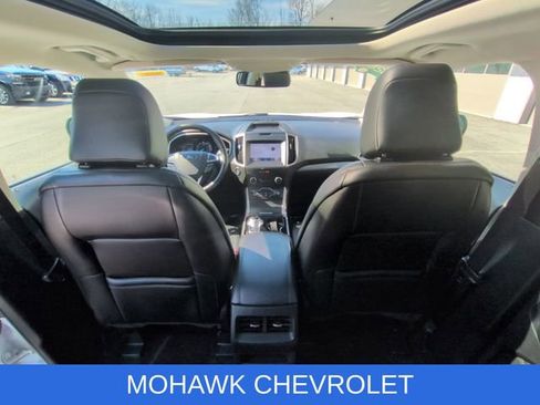 Used 2020 Ford Edge SEL w/ Cold Weather Package AWD/4WD image 21