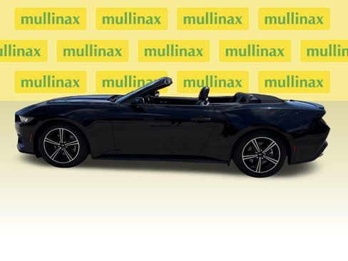 Used 2024 Ford Mustang Premium image 9