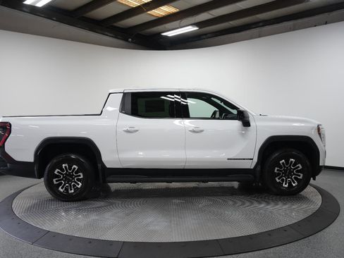 New 2026 GMC Sierra EV Elevation image 9