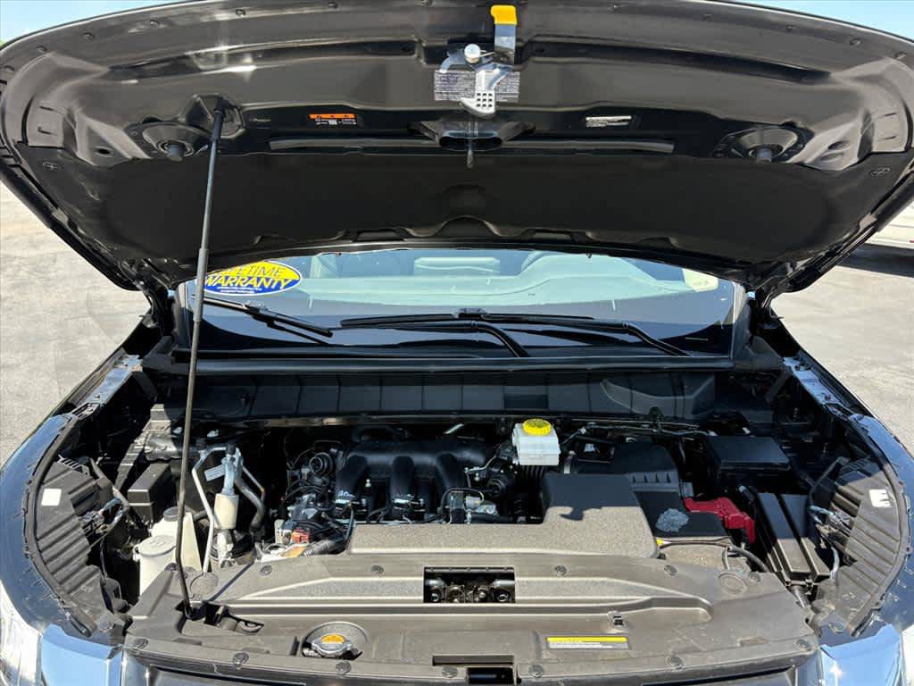 Used 2025 Nissan Pathfinder SL w/ Cargo Package AWD/4WD image 31