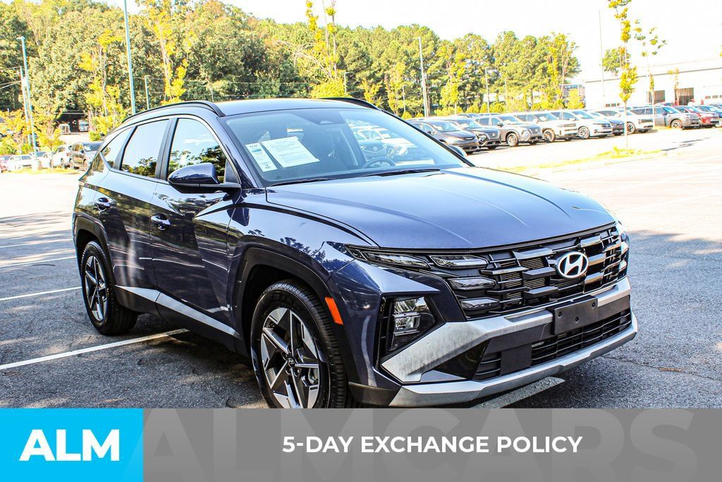 Used 2025 Hyundai Tucson SEL FWD image 3