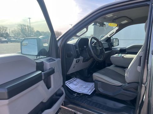 Used 2015 Ford F150 XL w/ Equipment Group 101A Mid AWD/4WD image 11