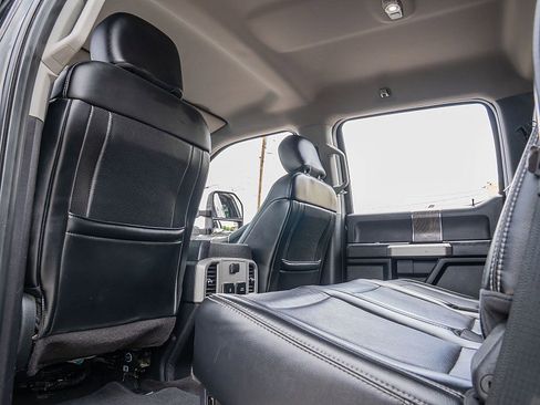 Used 2019 Ford F250 Lariat w/ Lariat Value Package image 17