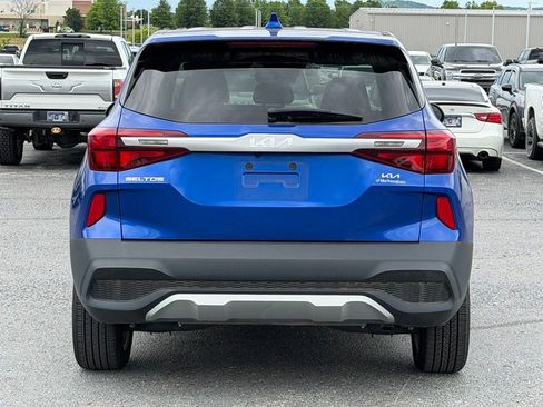 Used 2022 Kia Seltos LX AWD/4WD image 6