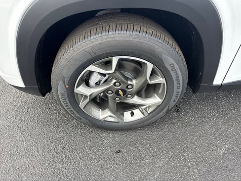 New 2026 Chevrolet Trax LT w/ Driver Confidence Package image 12