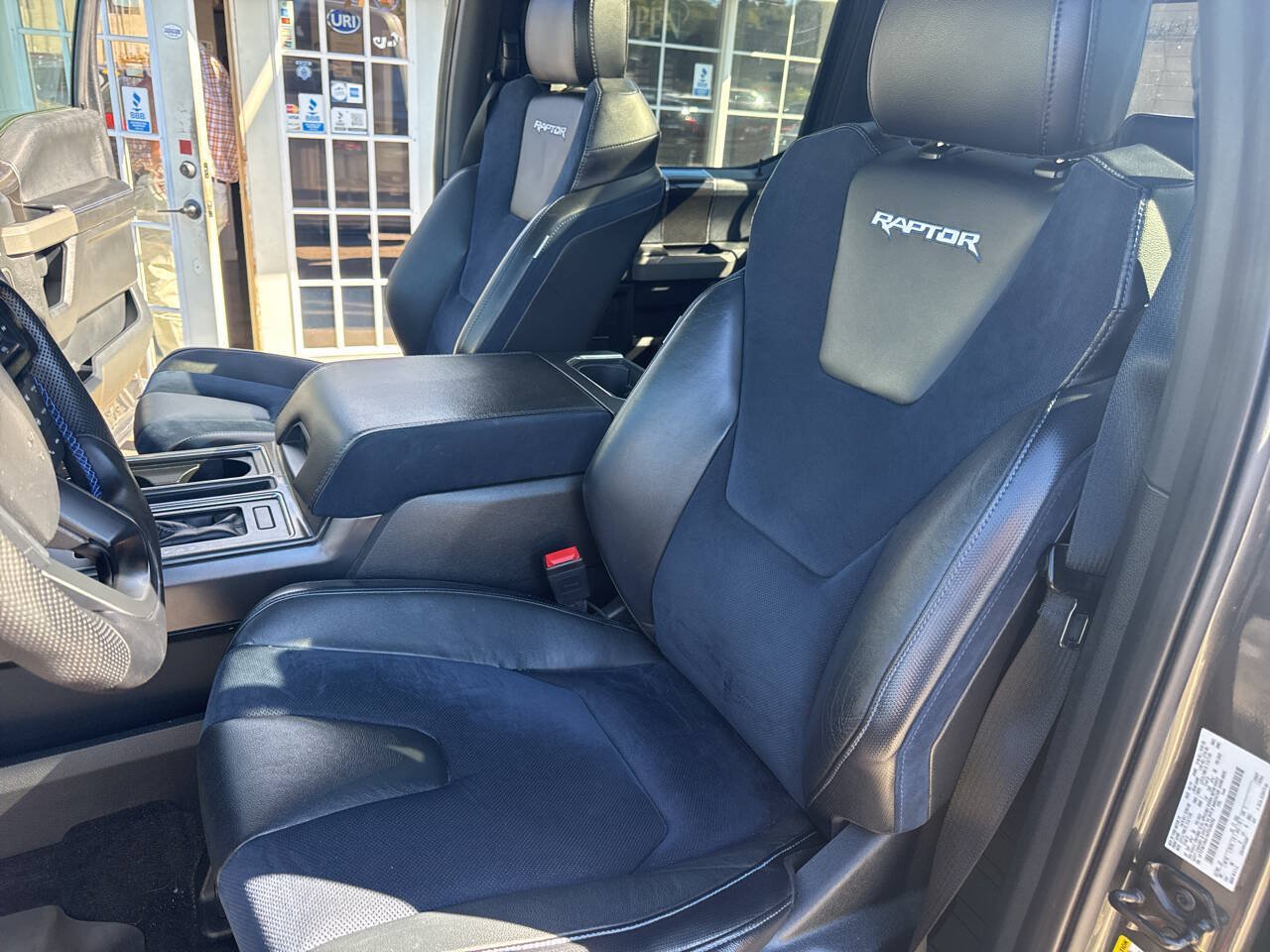 Used 2019 Ford F150 Raptor w/ Equipment Group 802A Luxury AWD/4WD image 20