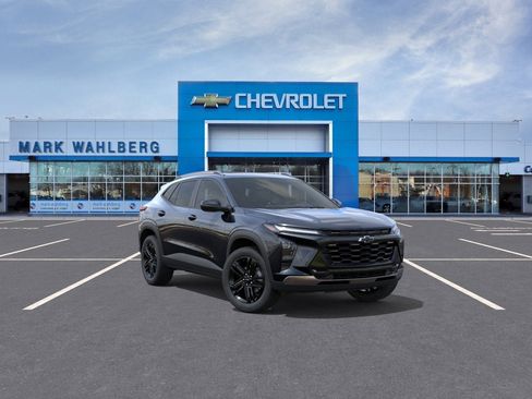 New 2026 Chevrolet Trax ACTIV w/ Sunroof Package FWD image 25