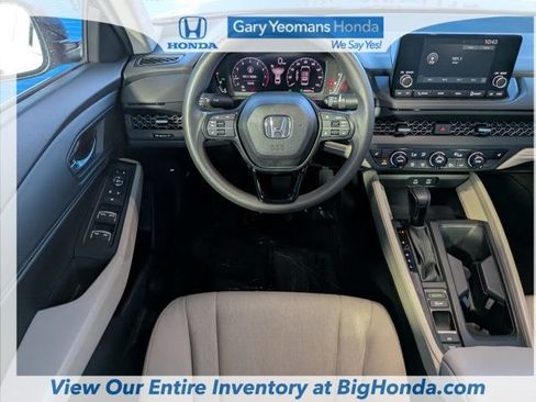 Used 2024 Honda Accord EX image 17