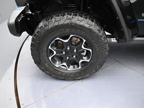 Used 2023 Jeep Wrangler Unlimited Rubicon 4xe AWD/4WD image 20