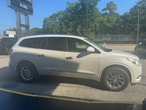 Used 2016 Buick Enclave Leather FWD image 8