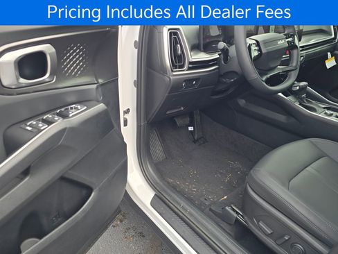 New 2026 Kia Sorento S w/ S Panoramic Sunroof Package FWD image 9