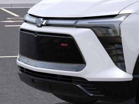 New 2025 Chevrolet Blazer EV RS RWD image 13