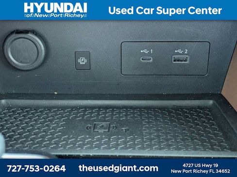 Used 2024 Nissan Pathfinder Platinum FWD image 34