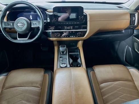 Used 2023 Nissan Pathfinder Platinum w/ Cargo Package AWD/4WD image 19