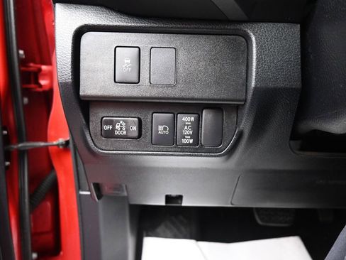 Used 2021 Toyota Tacoma TRD Off-Road w/ Technology Package image 20