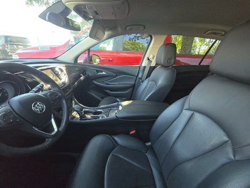 Used 2019 Buick Envision Essence FWD image 5