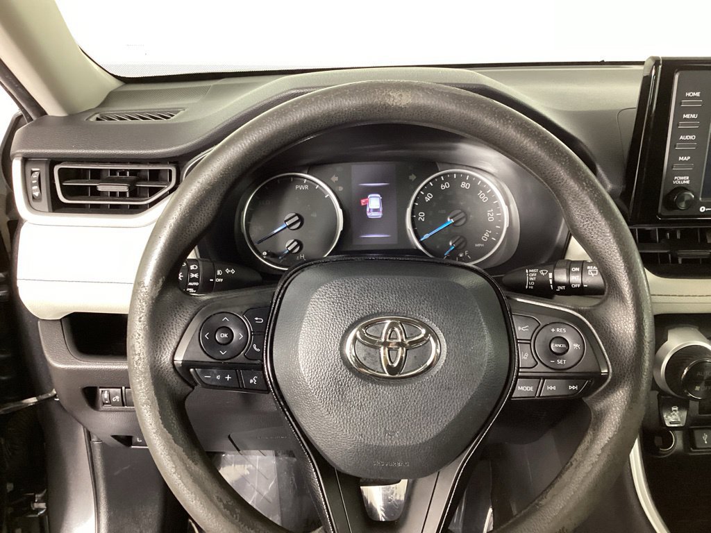 Used 2021 Toyota RAV4 XLE AWD/4WD image 16