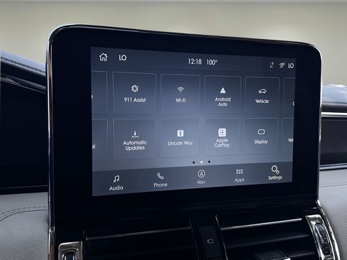 Used 2021 Lincoln Navigator Reserve w/ Luxury Package AWD/4WD image 9