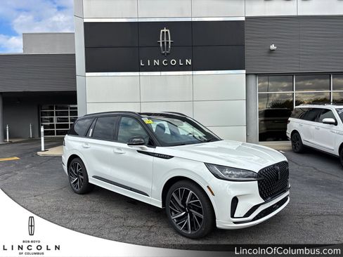 New 2026 Lincoln Aviator Black Label w/ Black Label Special Edition AWD/4WD image 1