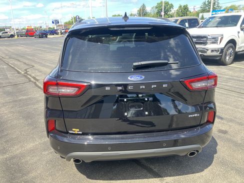 Used 2024 Ford Escape ST-Line w/ Tech Pack #1 AWD/4WD image 6