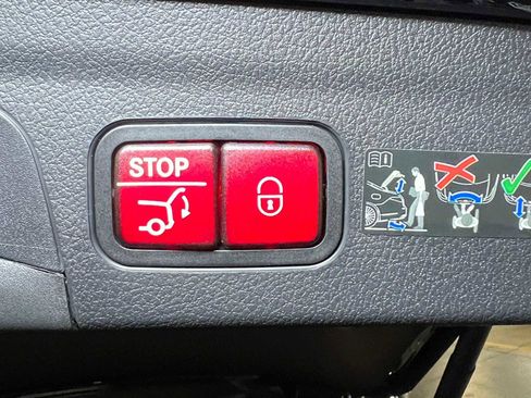 New 2025 Mercedes-Benz GLE 580 4MATIC image 16